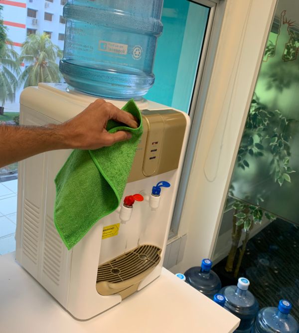 Maintenance of Water Cooler & Dispenser AOX Singapore
