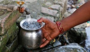 filling utensils with water